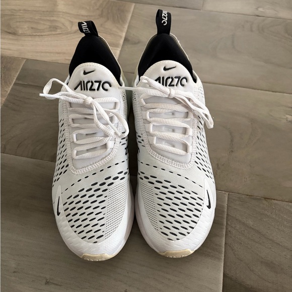 Nike Air Max 270 Women's Shoes - Picture 2 of 6